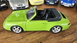 Porsche 911 Cabrio (993) 1:18 Bburago