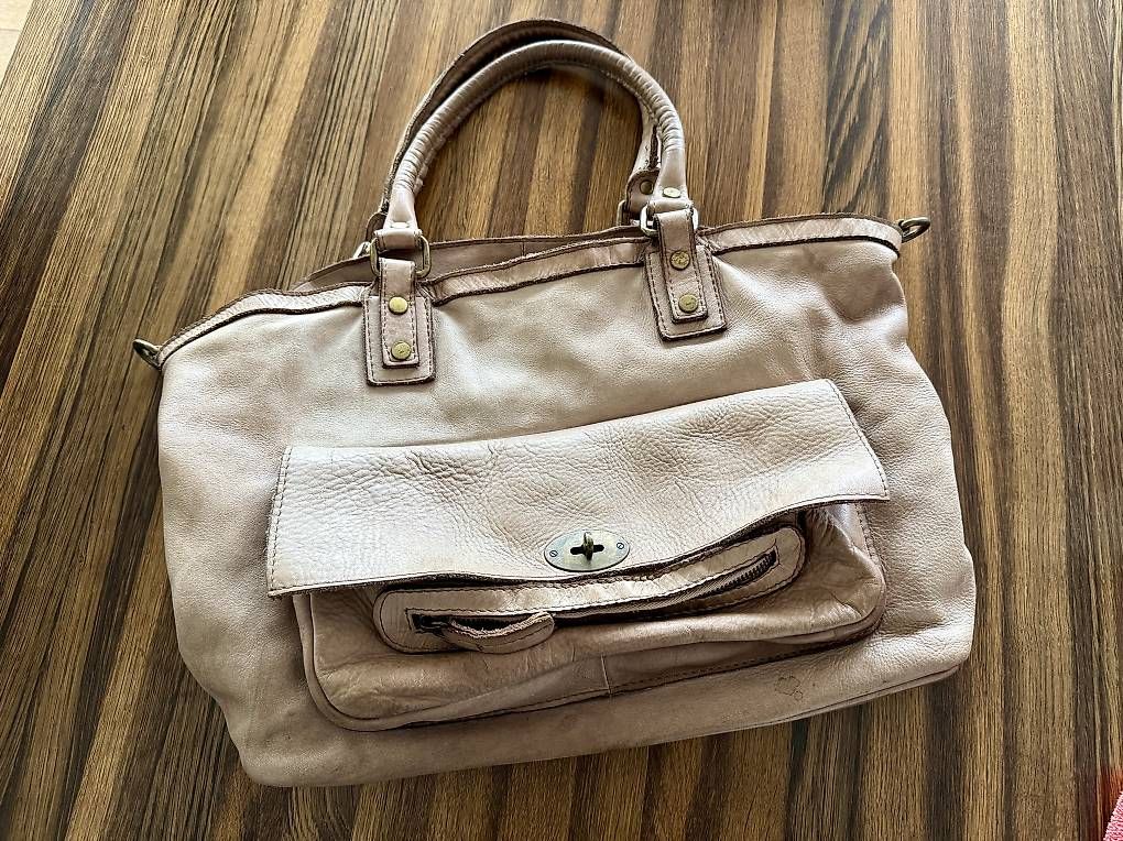 Borse da donna: Vintage Ledertasche beige – Usato da Stäfa venduto da Power34