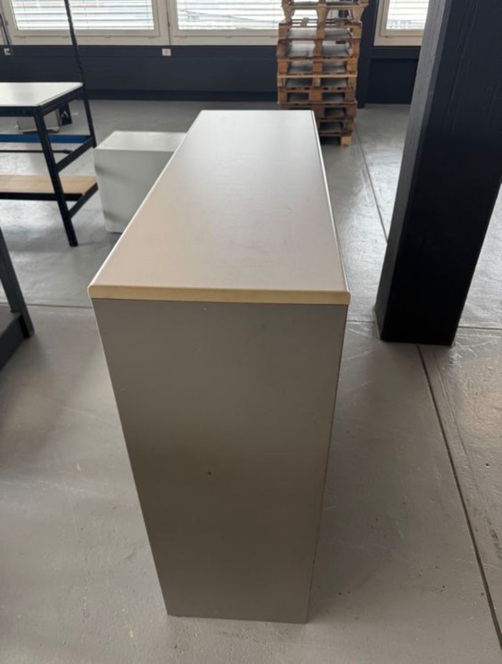 Armadi: Schreibtischschrank mit Rollladen – Usato da Dietikon venduto da teamomaria 4