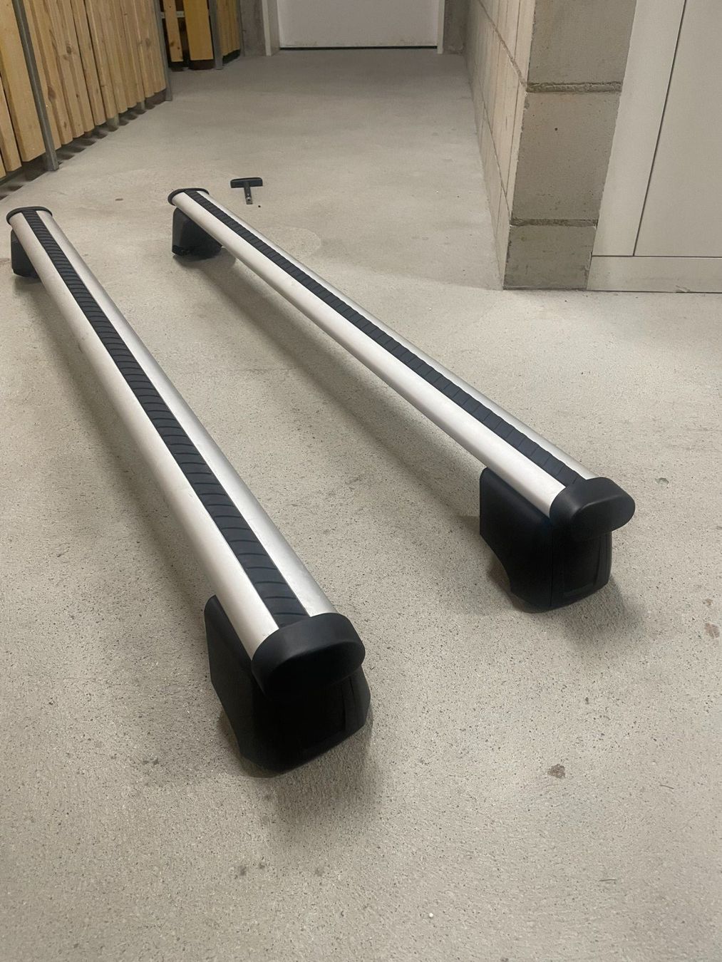 Portapacchi: Original Audi Dachträger Thule Wingbar Evo Q5 SQ5 – Usato da Oberwil BL venduto da max_dw88