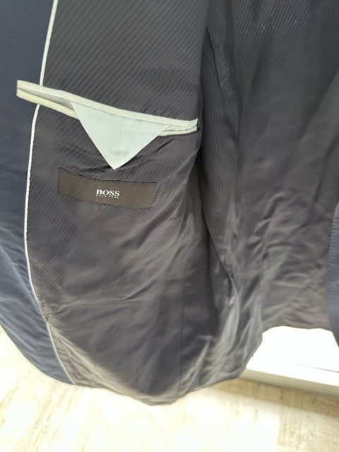 Hugo Boss Jacken: GIACCA BAUMER MAI INDOSSATA NUOVA – Gebraucht aus Davesco-Soragno von cap_67b9 4