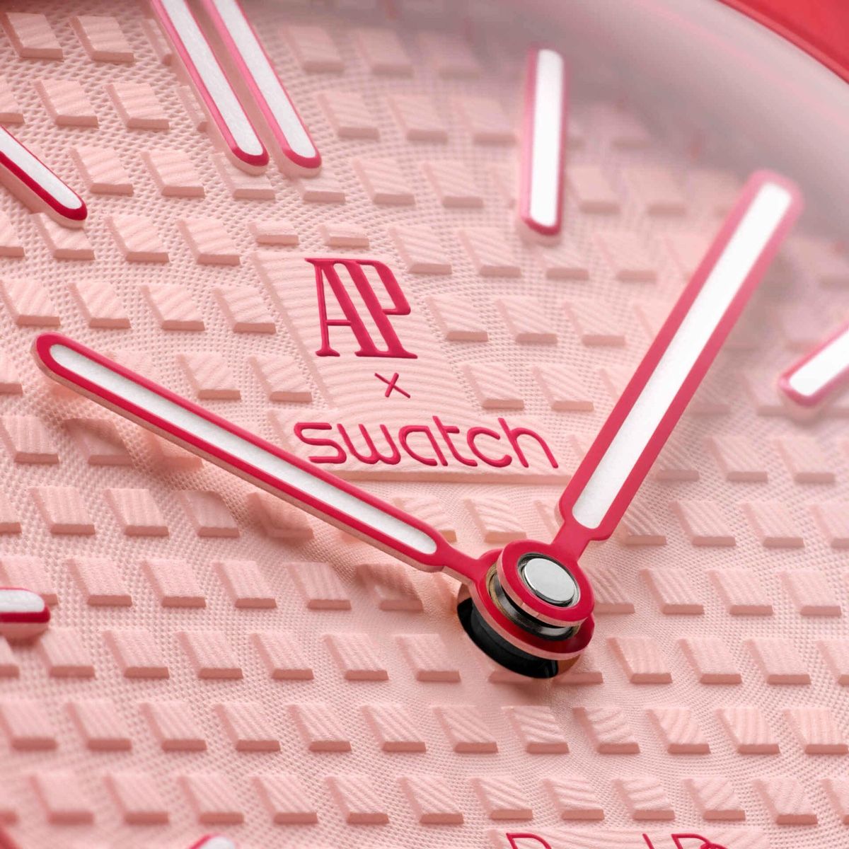 Swatch Uhren: Royal Pop - Otto Rosso – Neu und originalverpackt aus Gossau ZH von R1C7DO 3