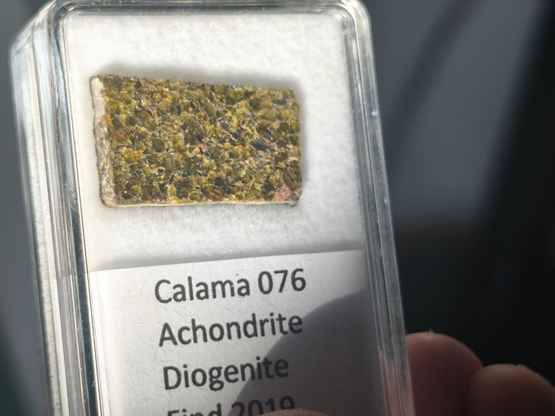 Minerali & Pietre curative: Meteorite Calama 076-  diogenite - 2.3 gr – Usato da Le Vaud venduto da R_Gill 1