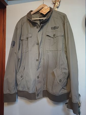 Veste neuve 3XL marque Brandit