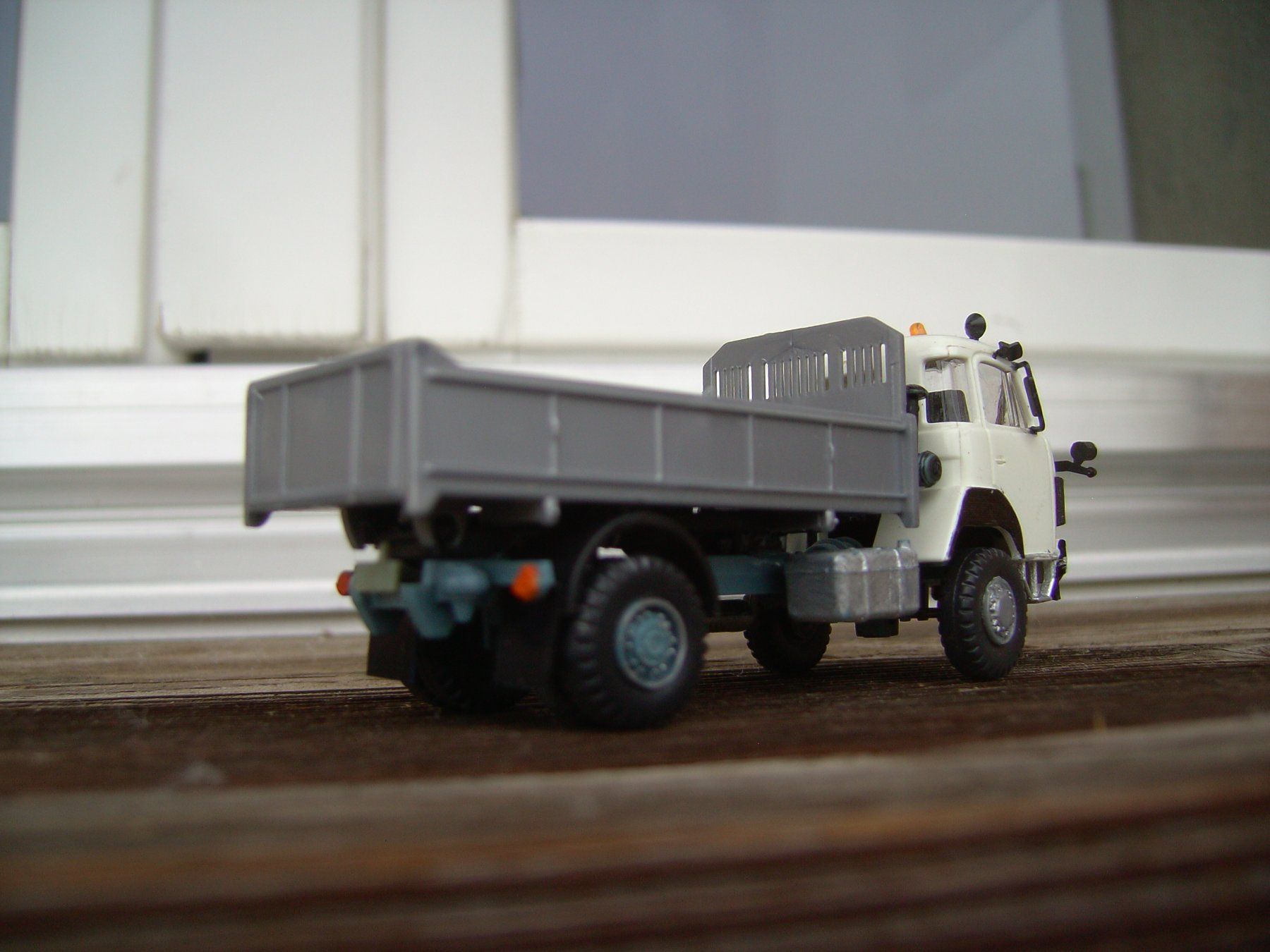 Saurer Modellini d'auto: Saurer D330BF 4x4 1:87 – Usato da Grindelwald venduto da Rs48 3