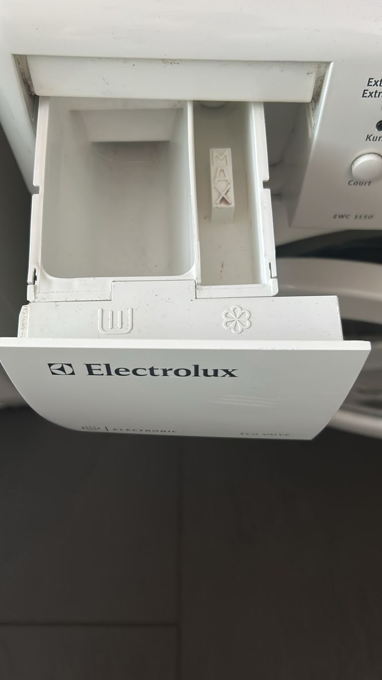 Electrolux Lavatrici: Waschmaschine Electrolux EWC 1150 gebraucht – Usato da Windisch venduto da Kamalun 3