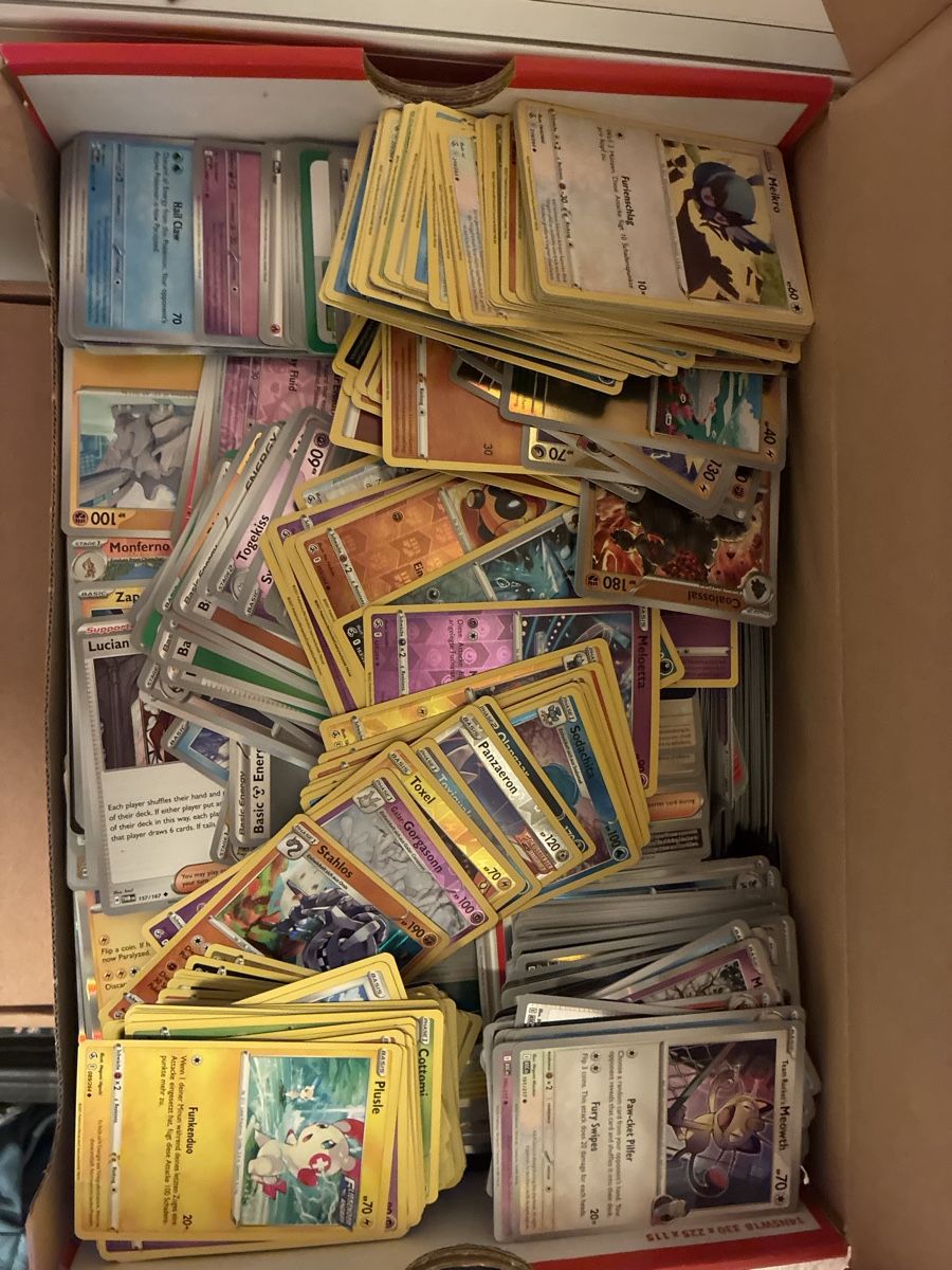 Pokémon Cartes à collectionner: Pokemon Bulk Karten Englisch Schuhbox – Neuf (Voir description) à Schlieren par mutschellen8