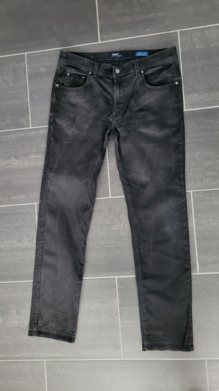 Pioneer Jeans: Jeans, schwarz, Gr.36/32 – Usato da Sins venduto da dsto