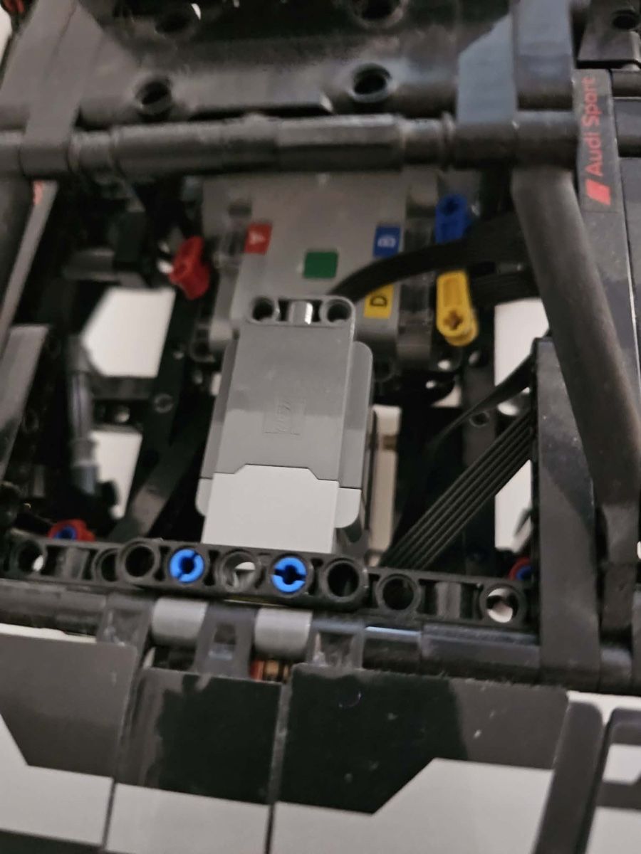 Lego Kit di costruzioni: Lego Technic Audi e-tron, modèle rare et exceptionnel! – Usato da Brügg BE venduto da haj_9zhk 2