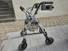 Rollator Nova mit Sitz und Korb silber