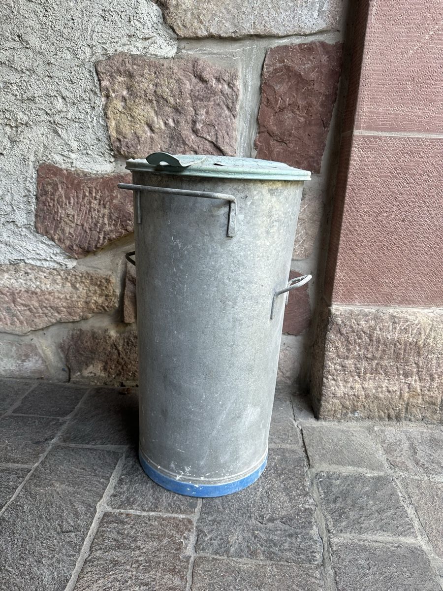 Ochsner Cestini per rifiuti: Ochsner Kübel XL (70 Liter) – Usato da Zürich venduto da AmorenaP 1