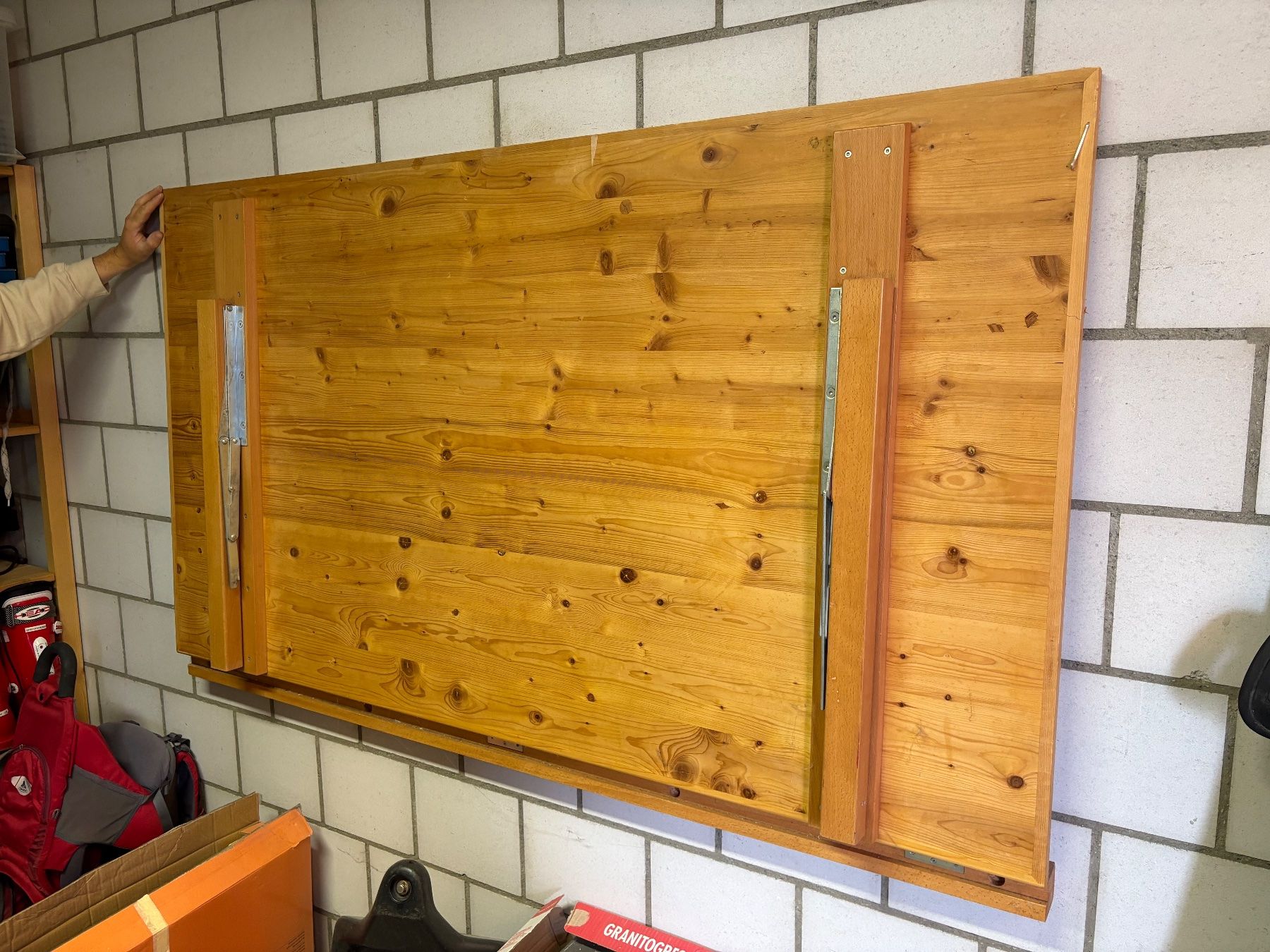 Tavoli: Holztisch / Werktisch klappbar – Usato da Lotzwil venduto da ElischaB 1