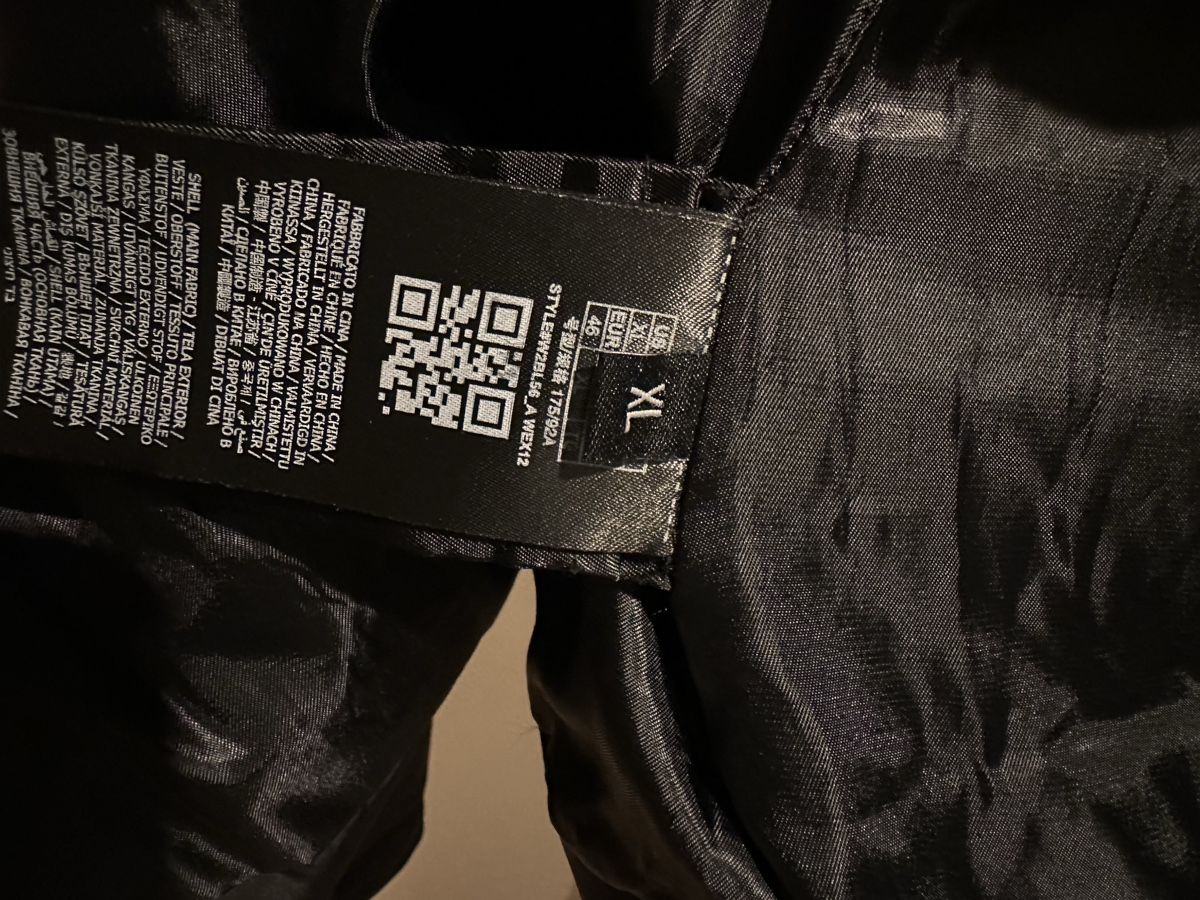 Guess Giacche: Guess Steppjacke – Nuovo (secondo la descrizione) da Koblenz venduto da MilysBoutique 8
