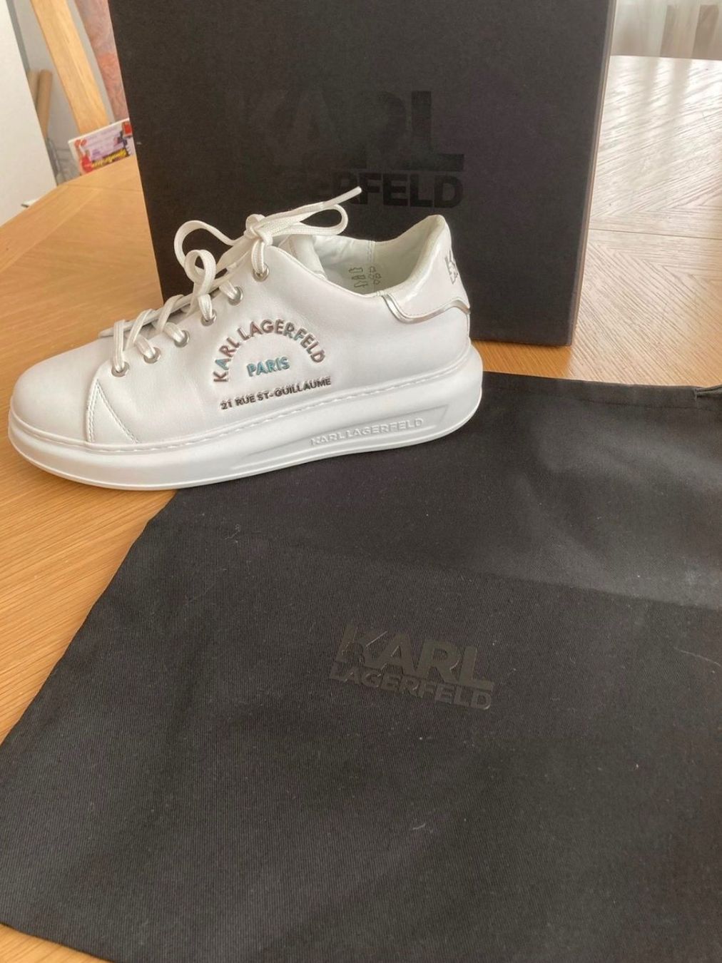 Karl Lagerfeld Damenschuhe: Karl Lagerfeld Sneaker Schuh Freizeit – Gebraucht aus Gland von moh_6gtx 1