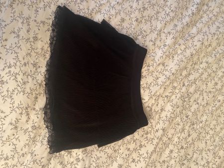 Black Zara skirt, never worn