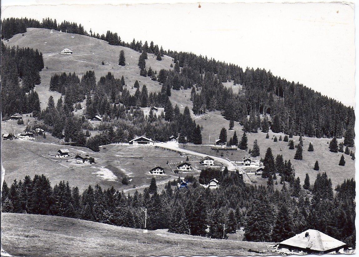 Cartoline postali: LES PACCOTS, région du lac des joncs – Usato da Les Verrières venduto da Scampi0