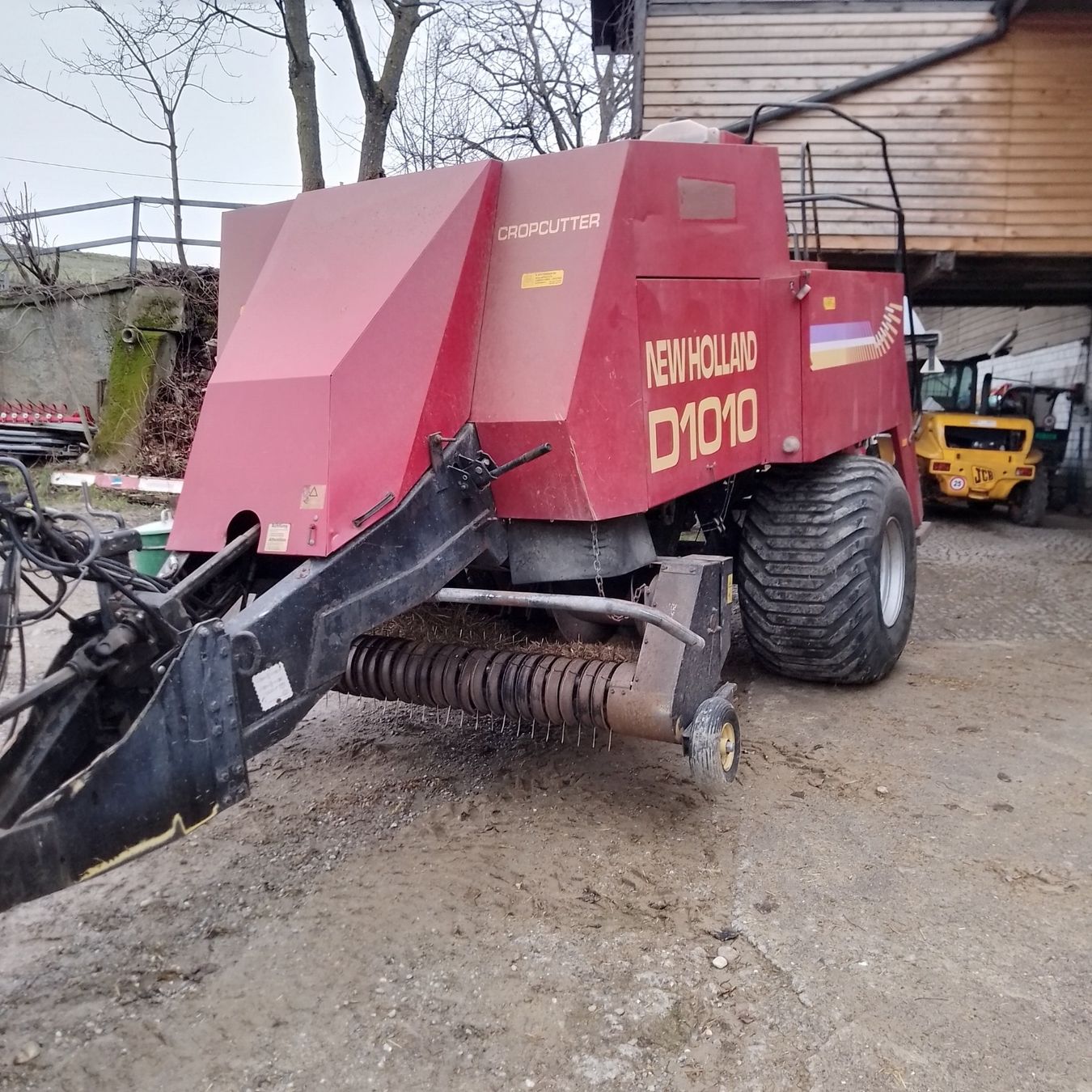 New Holland Tutte le macchine: Quaderballenpresse – Usato da Ueberstorf venduto da rabbit16 5