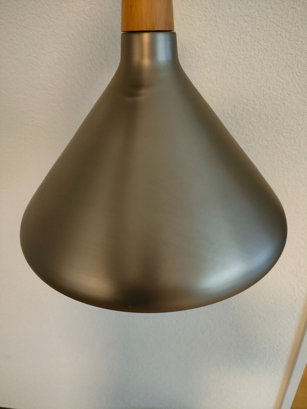 Lampadari & plafoniere: Moderne Hänge-Lampe, Metall grau, Holz – Usato da Wiesendangen venduto da s_er 2