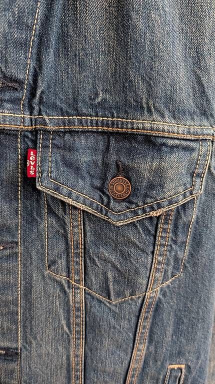 Vestes: Giacca jeans Levi's  – D'occasion à Locarno par ama_7bm7
