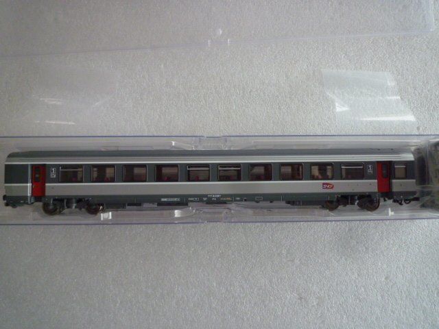 Roco Modellini di ferrovie: NEU - ROCO 74537 SNCF A10rtu CORAIL - DC ou/oder AC – Nuovo e nell'imballaggio originale da Chevenez venduto da Railpassion