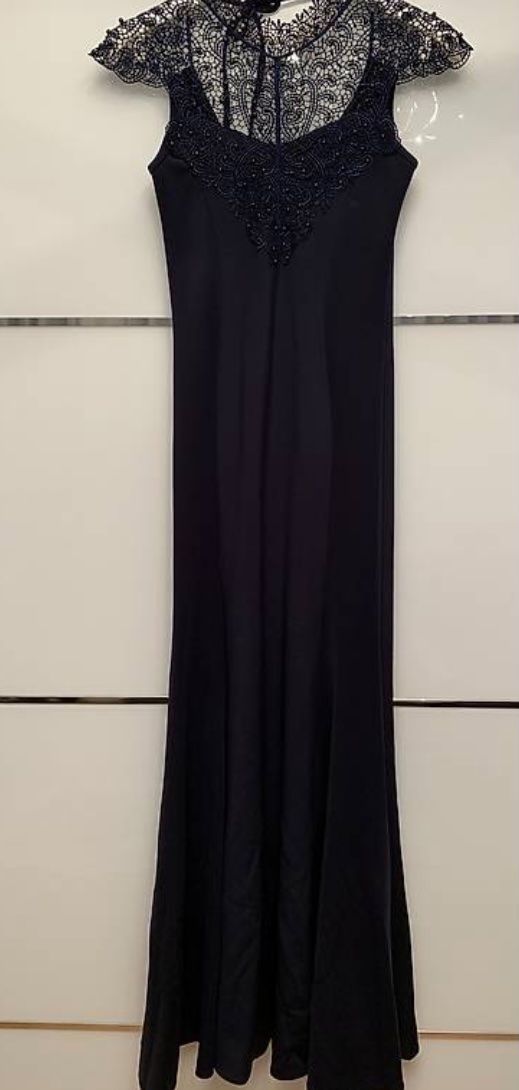 Kleider: Abendkleid – Gebraucht aus Pfaffnau von M_LU 1