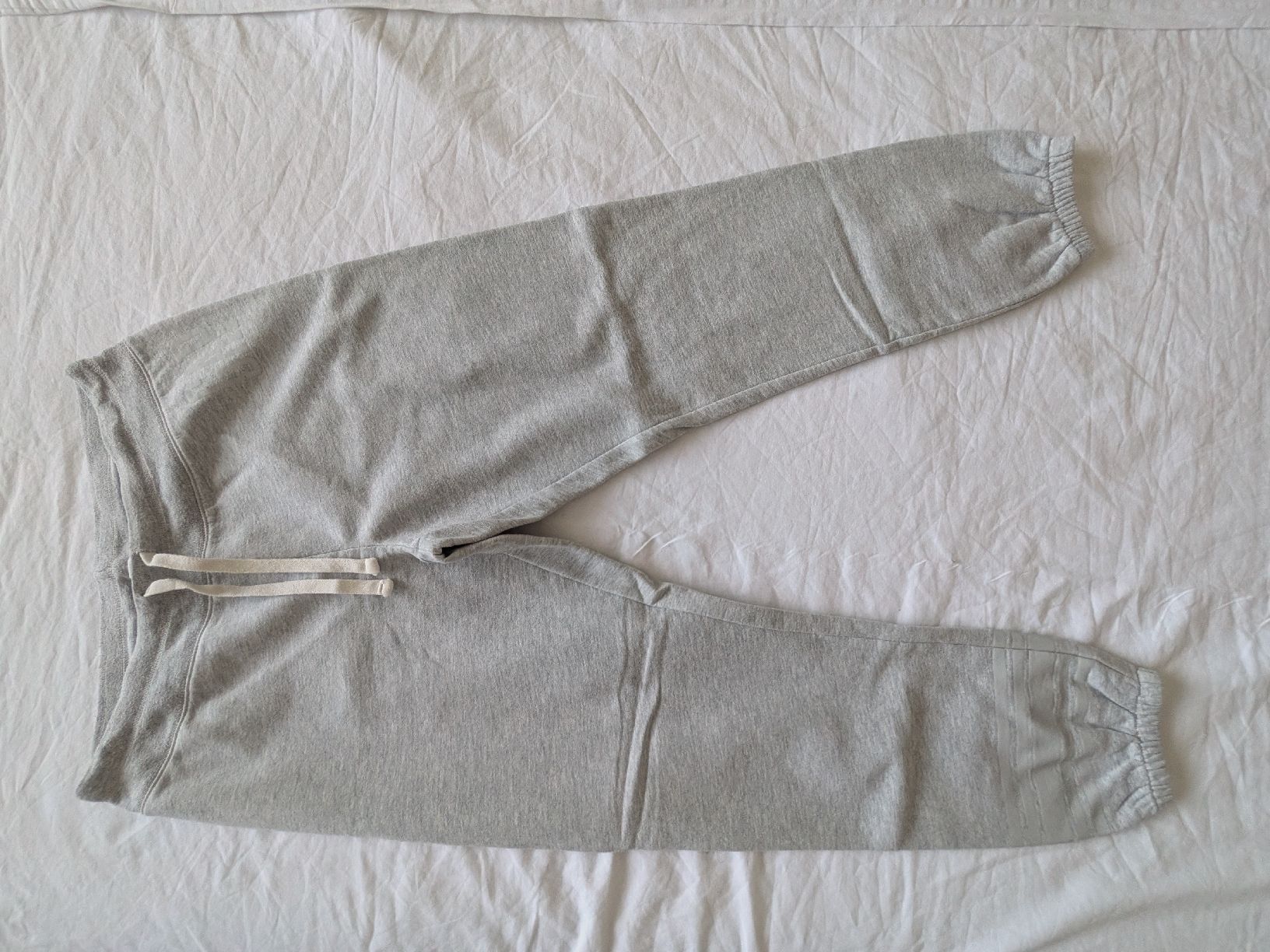 Gap Pantaloni: GAP grey sweatpants size S - good condition  – Usato da Wettingen venduto da ann_hzb5