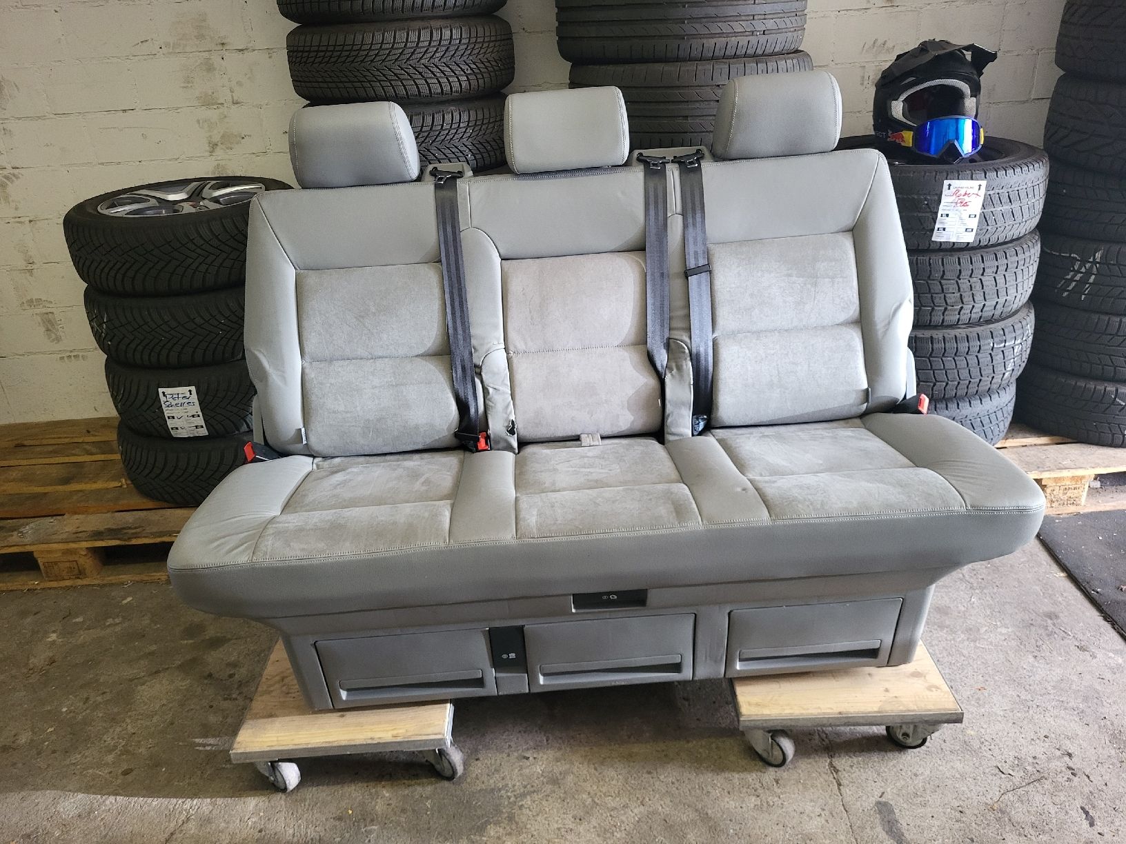 VW Alle Ersatzteile: VW t5 /t6 /t6.1 Sitz – Gebraucht aus Arnegg von beda11
