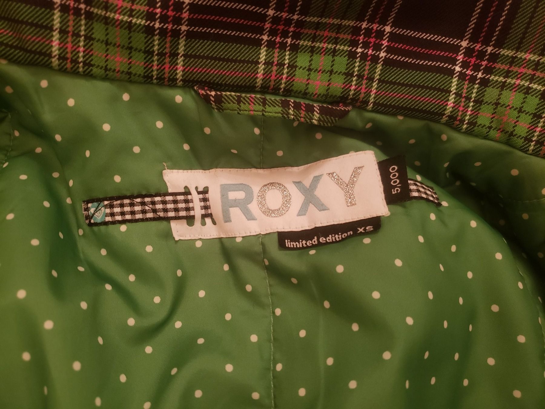 Roxy Giacche: Roxy Snowboardjacke Xs – Usato da St. Gallen venduto da makarool 2