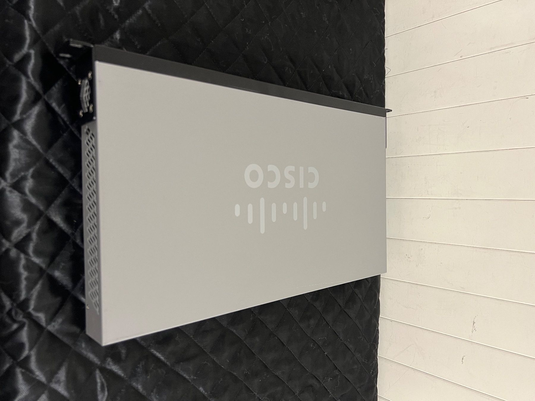 Cisco Hubs & Switches: Cisco SG350-28P – Gebraucht aus Kirchberg SG von EPGaemperle 3