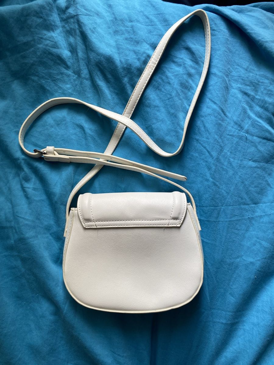 C&A Borse da donna: C&A - kleine, weisse Umhängetasche – Usato da Basel venduto da Nina_777 5