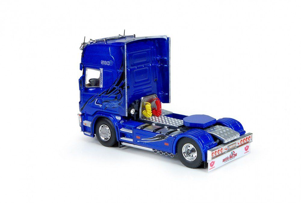 Tekno Kit di modellismo & Modellini statici: Tekno 72575 Scania Blue Shark – Nuovo e nell'imballaggio originale da Dagmersellen venduto da FBM-Bacheli 1