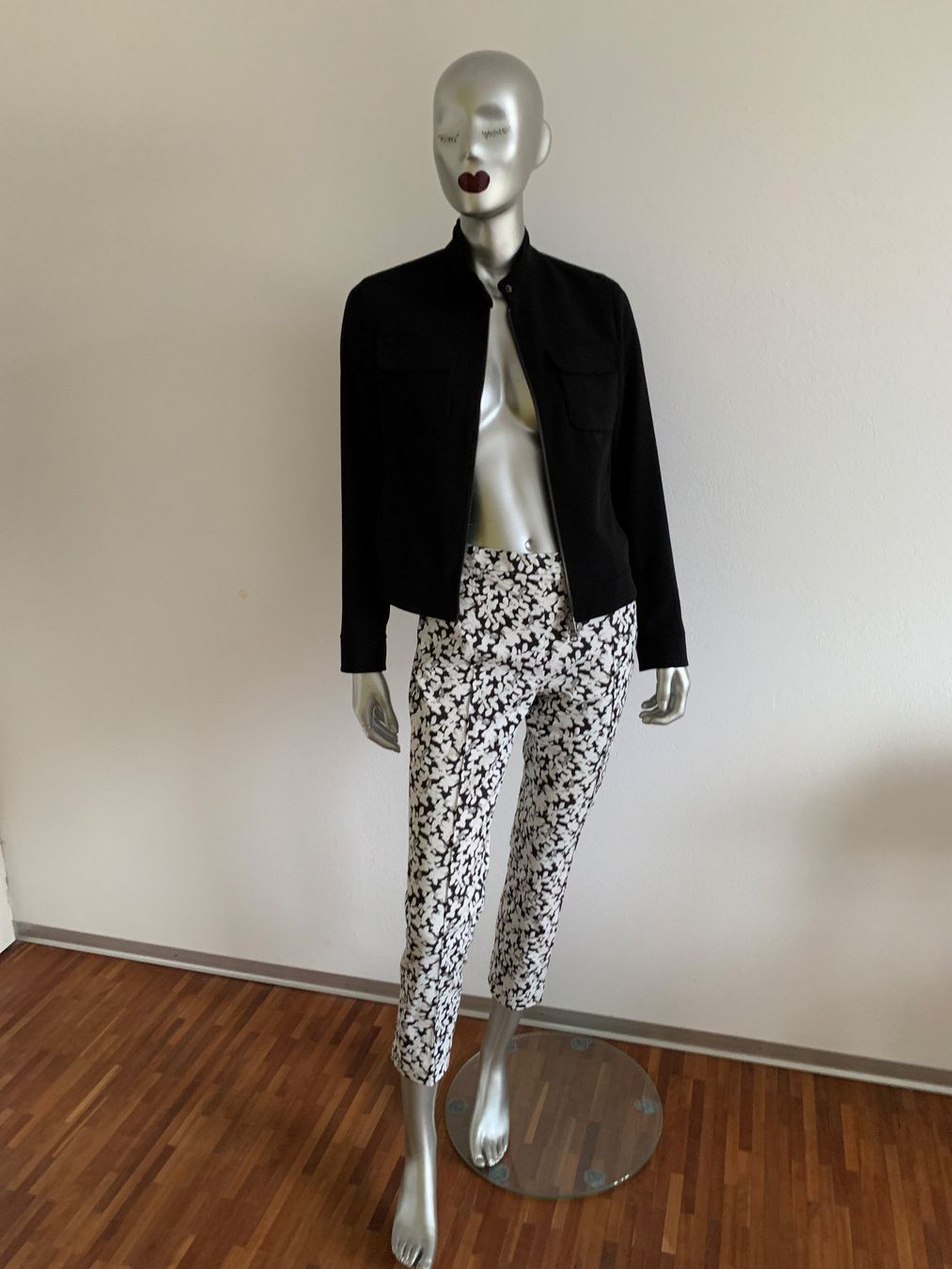 Max Mara Jacken: MaxMara Weekend: Chic und lässig - schwarzer Blazer, 36 – Neu (gemäss Beschreibung) aus Luzern von paulablue 3