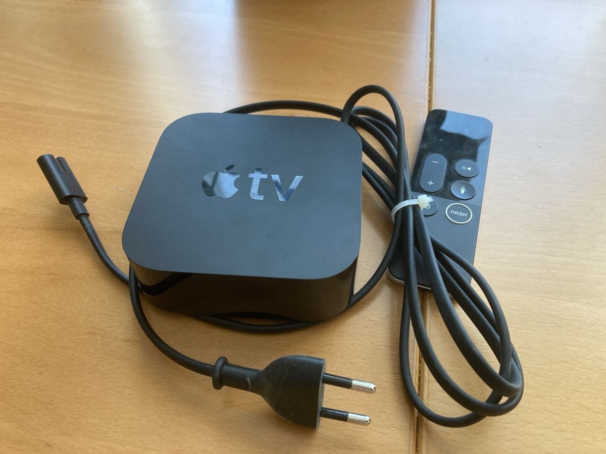 Apple Multimediaplayer & Streamer: Apple TV – Gebraucht aus Menziken von goomez1