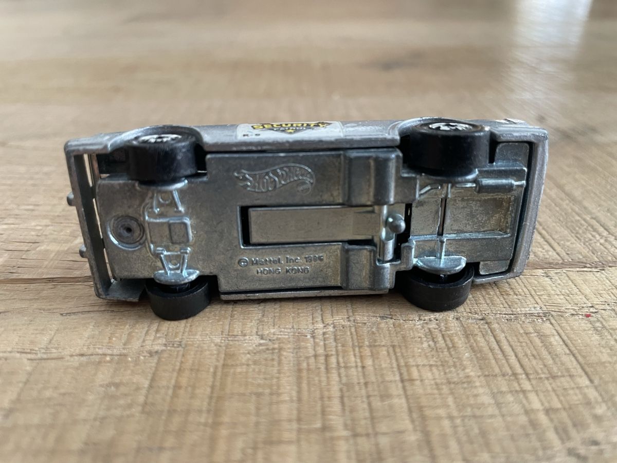 Hot Wheels Modellini d'auto: Hot Wheels Security Patrol Limousine Flipcar – Usato da Frauenfeld venduto da Challenger77 3