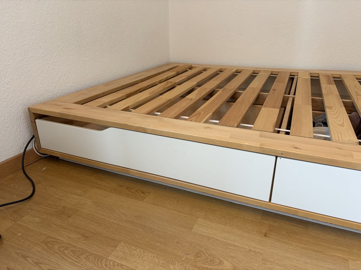 Letti: Bett mit Holzrost und Schubladen – Usato da Uster venduto da johannes.richert 1