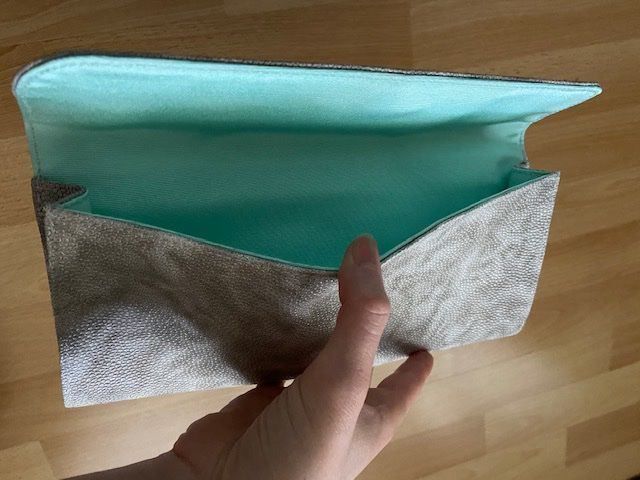 Armani Taschen für Damen: Giorgio Armani Parfums - Tasche- Vintage – Neu (gemäss Beschreibung) aus Brügg BE von doppelrittberger 3