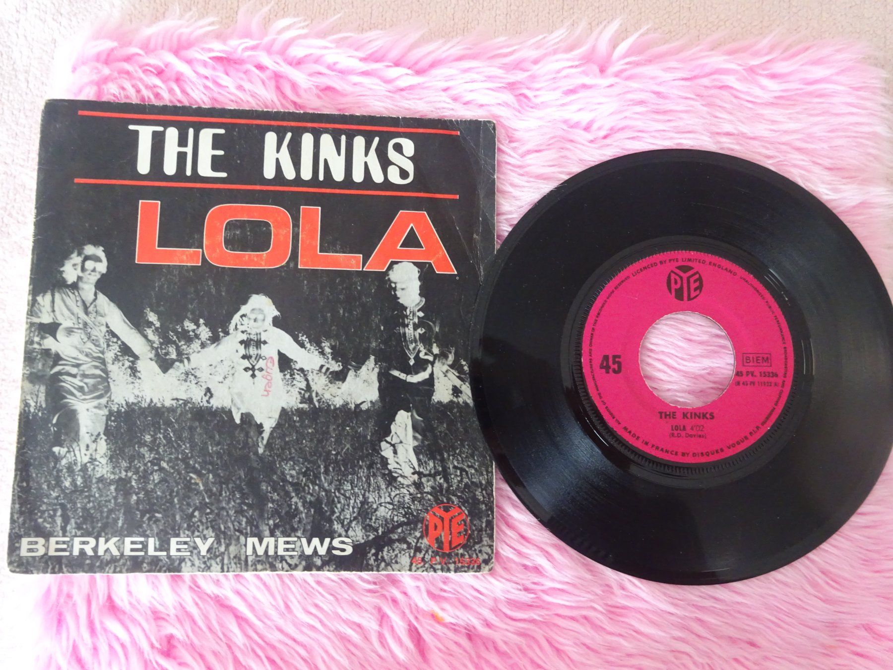 Dischi in vinile: THE KINKS ** LOLA ** APEMAN – Usato da Luzern venduto da xrayspex99 2