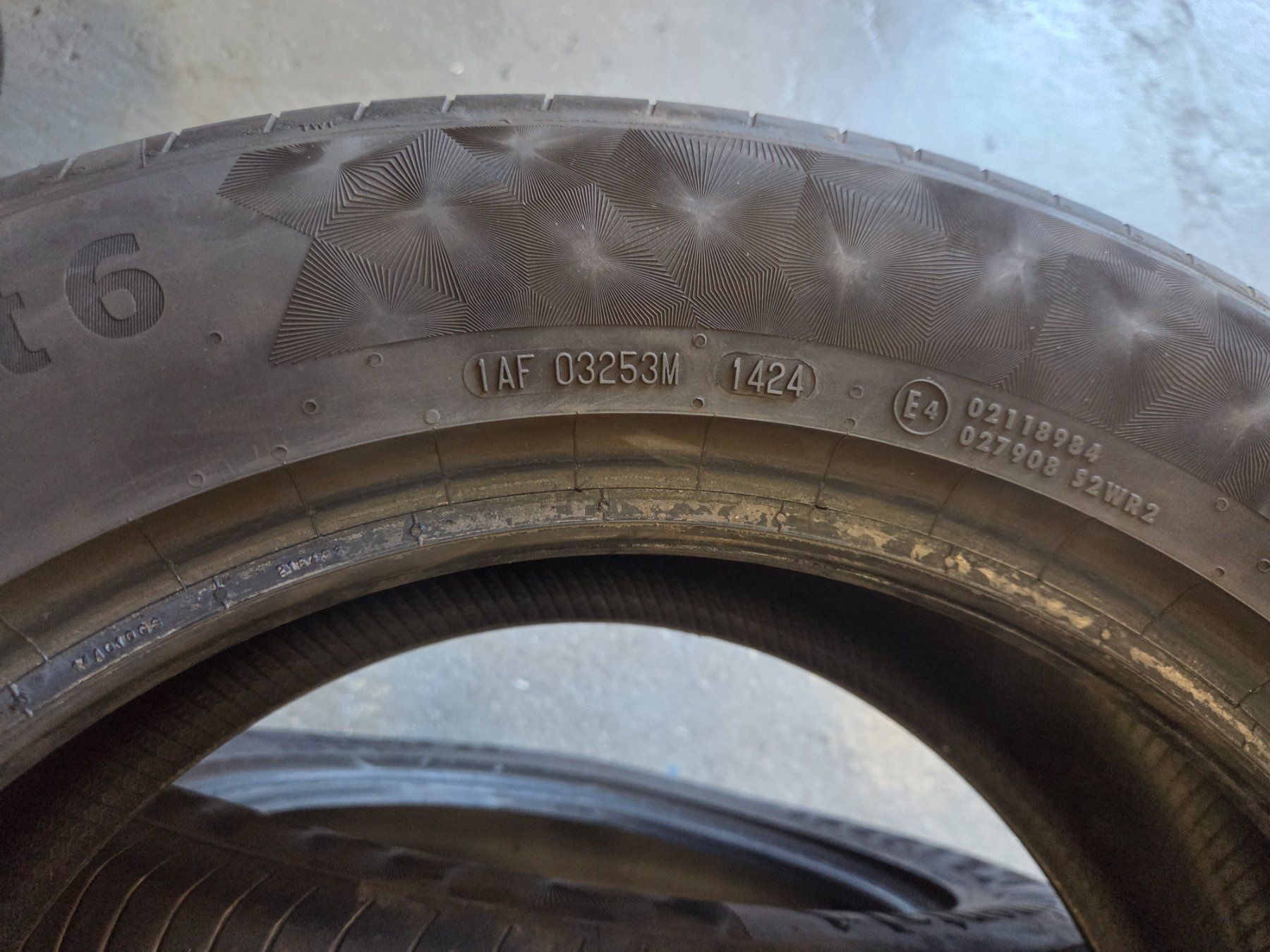 Pneus & Roues: 235 / 55 R 17  W  XL  Continental – D'occasion à Fischbach-Göslikon par Emanuel.Bardhi 5