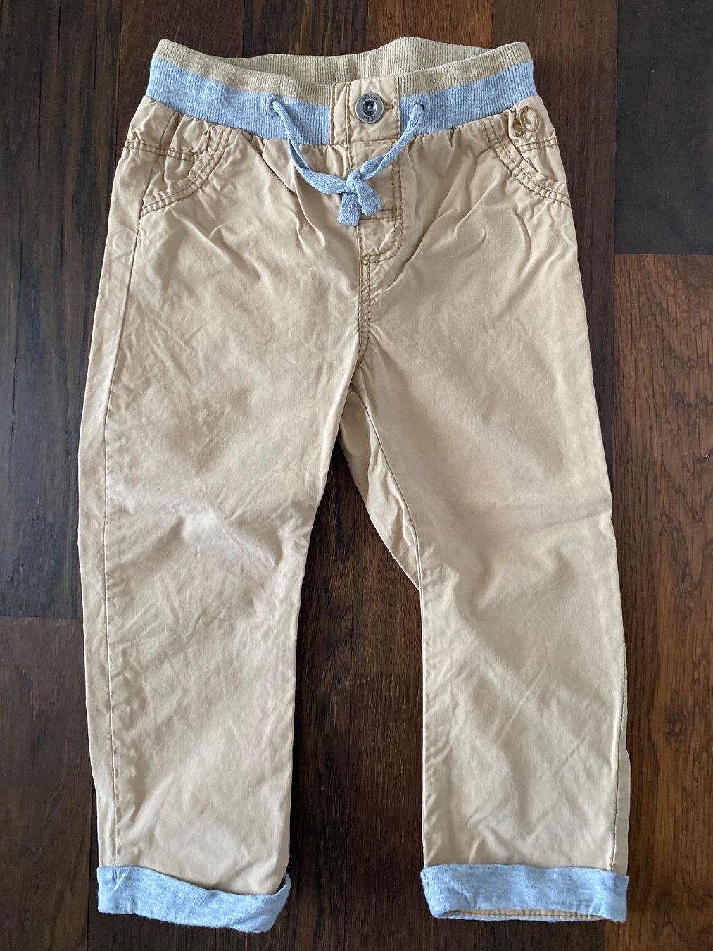 S.Oliver Pantalons: Hose, s.Oliver, beige, Gr.86 – D'occasion à Adliswil par mun_k9pf