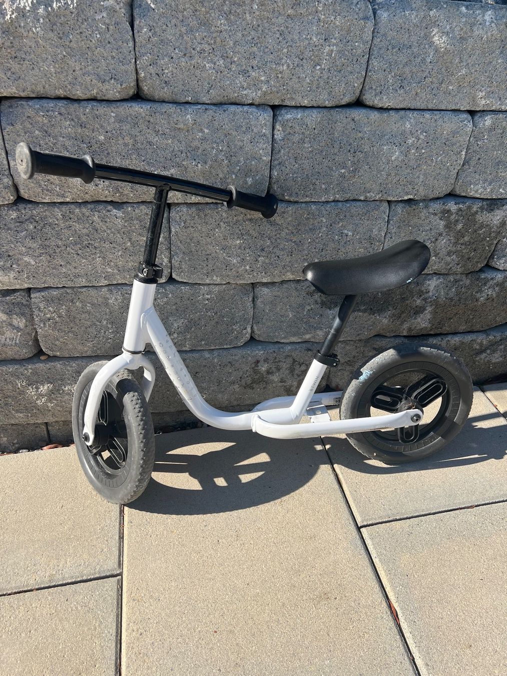 Decathlon Veicoli per bambini: BTWIN Laufrad Weiss – Usato da Lyssach venduto da Nise5