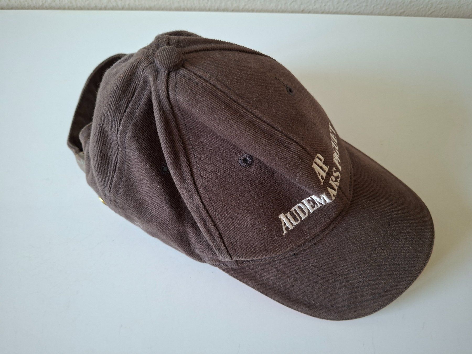 Audemars Piguet Copricapi, berretti & cappellini: Cap  "Audemars Piguet"   "Alinghi"   Baumwolle  braun – Usato da Zürich venduto da Daniel517 4