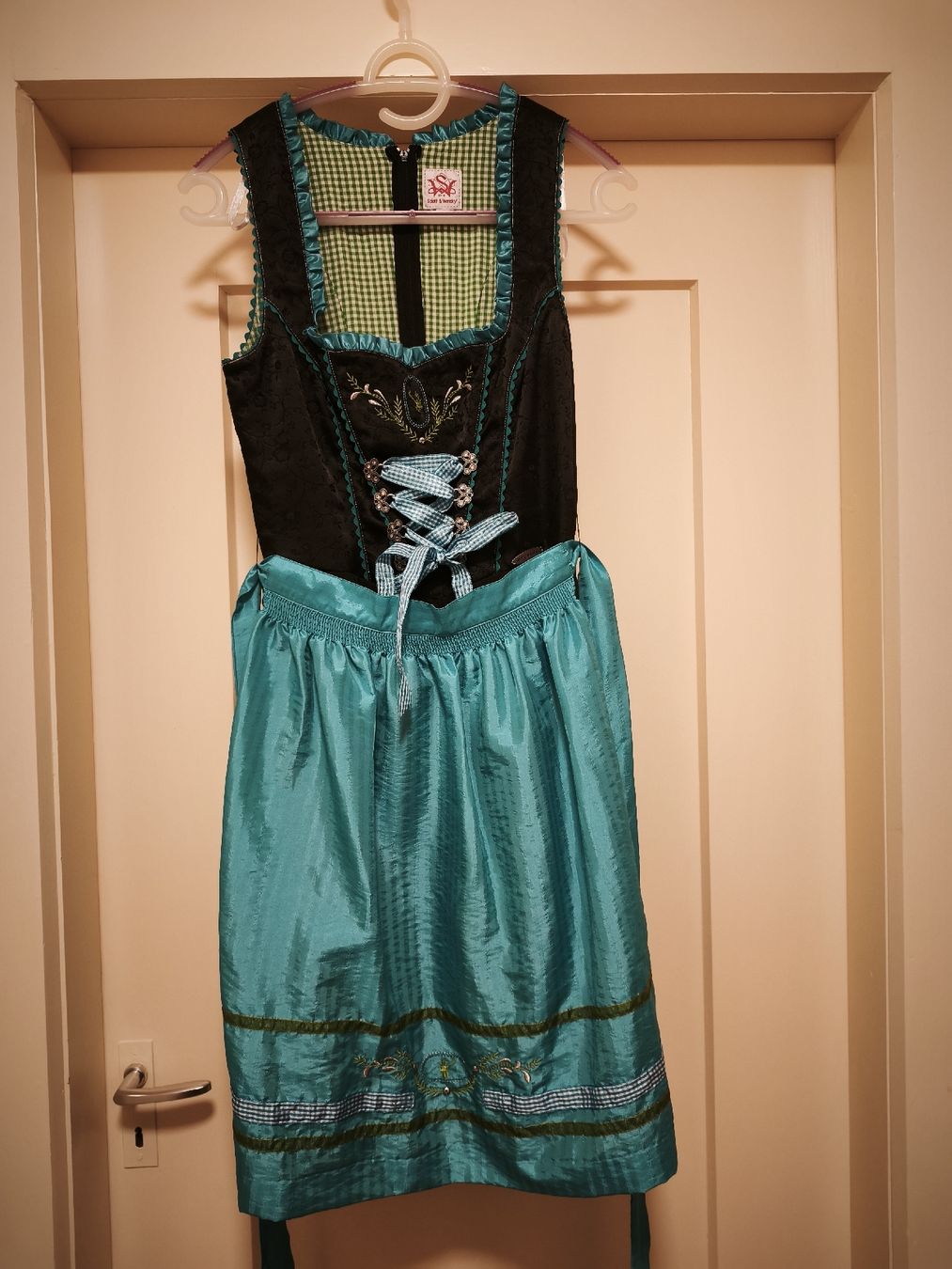 Costumes: Dirndl Spieth & Wensky Grösse 36 – D'occasion à Zeglingen par Vanillacoke