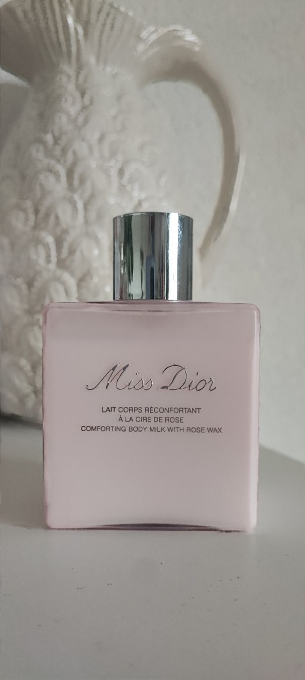 Idratazione: Miss Dior Körperlotion 175 ml – Usato da Rickenbach-Sulz venduto da Krisztike