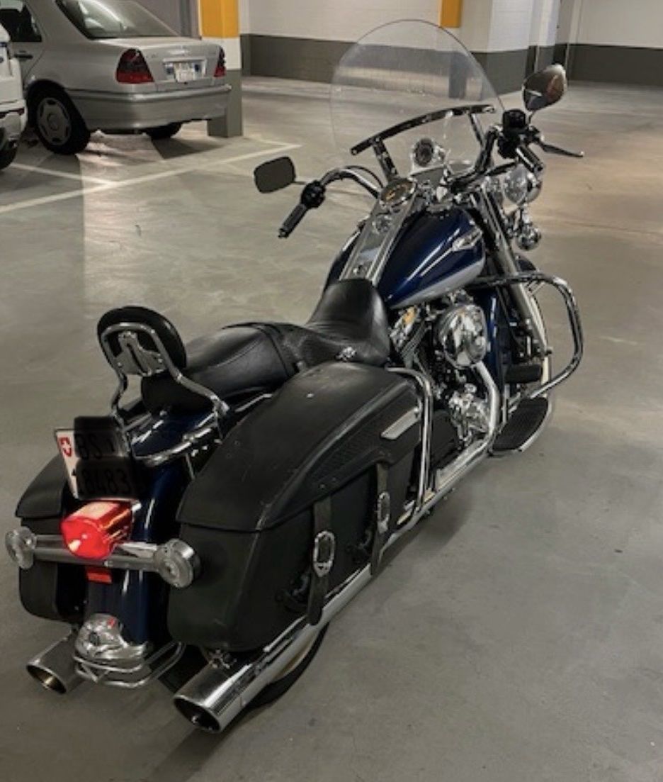 Harley-Davidson Touring: Harley Davidson FLHRCI Road King Class mit Kess Tech – Usato da Luzern venduto da CocoLoco82 2