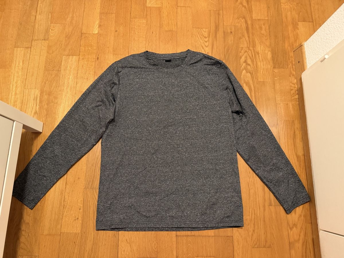 Pullover & Sweatshirts: Basic Pullover Grösse L. Neu. Nie getragen. – Neu (gemäss Beschreibung) aus Adliswil von StephanieAnnina 5
