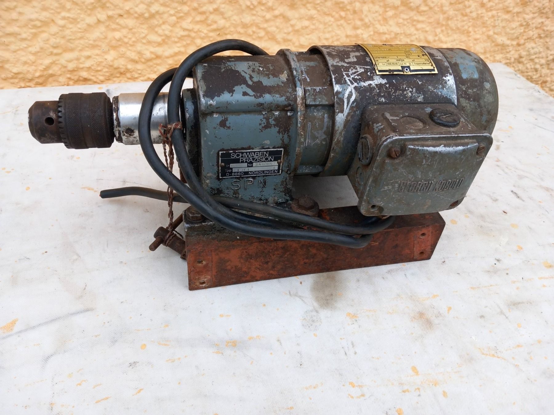 Tutte le macchine: Lüftermotor 900 /min  mit Bohrfutter – Usato da Rheinau venduto da profitronic.shop 9