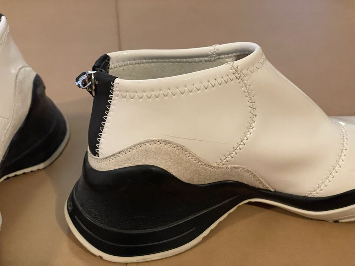 Fendi Scarpe da donna: Original Fendi Sneaker lackoptik – Usato da Corcelles NE venduto da gingerbrain 3