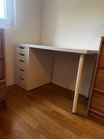 Weisser Bürotisch