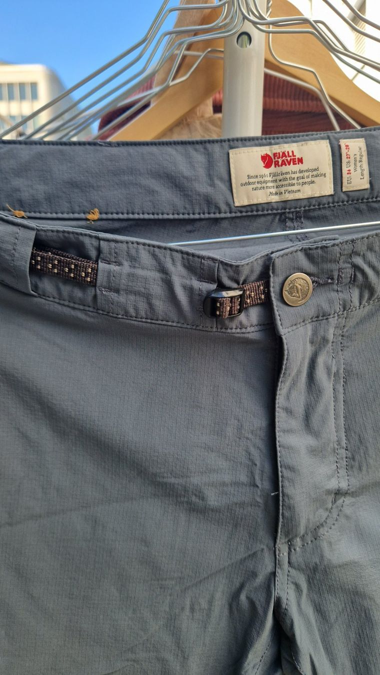 Fjällräven Pantalons: Fjällräven Sommer Wanderhosen – D'occasion à Zürich par vanessa_A 3