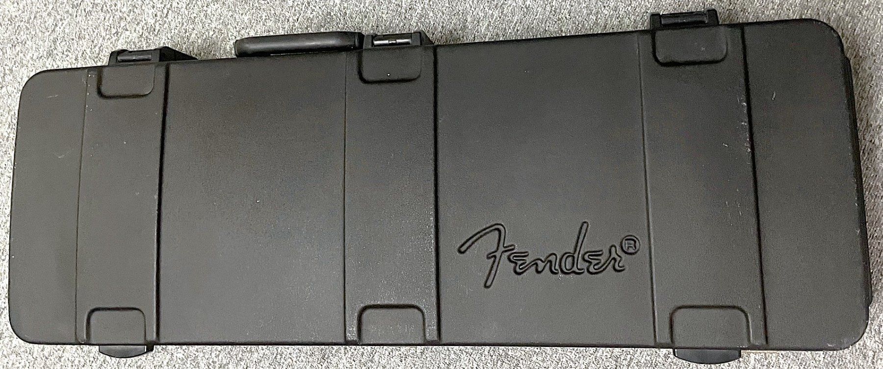 Washburn Strumenti musicali: E-Gitarre SQUIER Stratocaster mit FENDER-Case – Usato da Wattwil venduto da webrawa 9